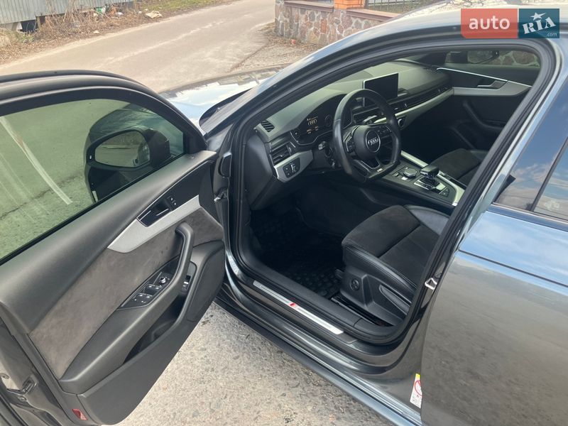 Седан Audi A4 2018 в Обухове