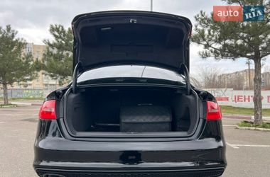 Седан Audi A4 2014 в Николаеве