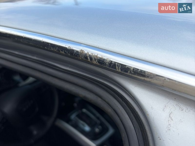 Седан Audi A4 2011 в Шполі