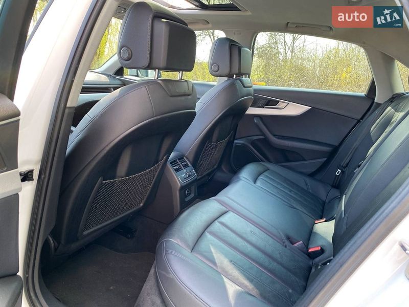 Седан Audi A4 2017 в Ужгороді