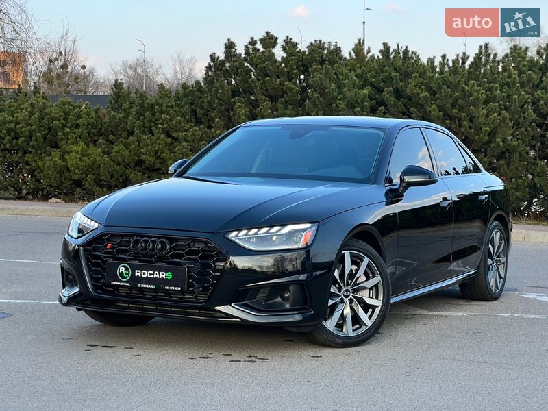Седан Audi A4 2021 в Києві