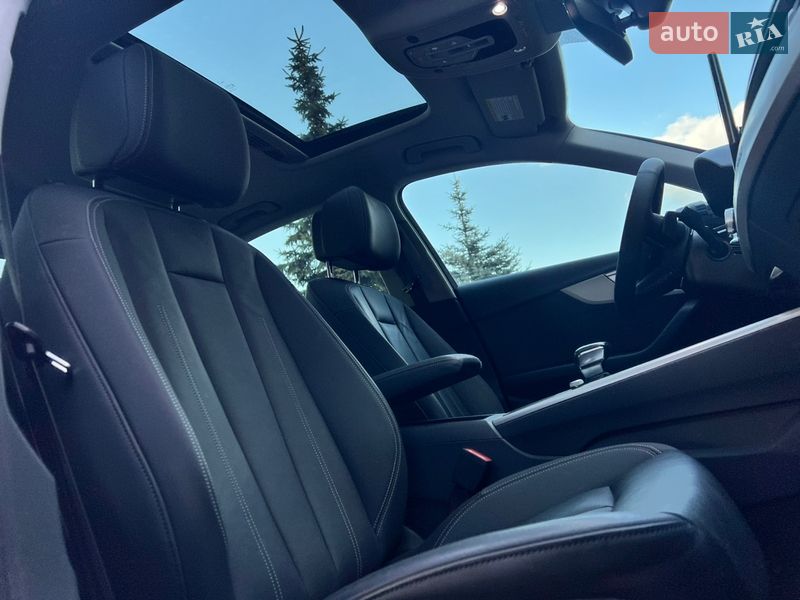 Седан Audi A4 2021 в Києві