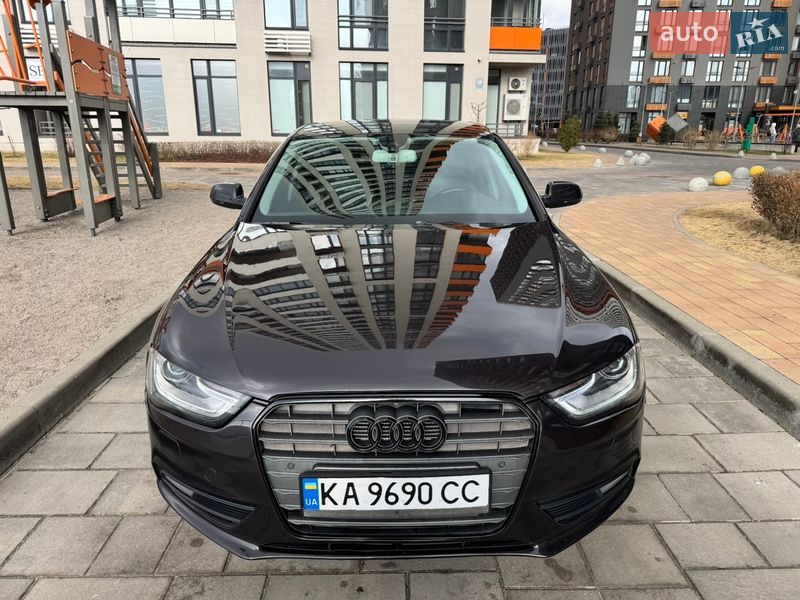 Седан Audi A4 2013 в Києві