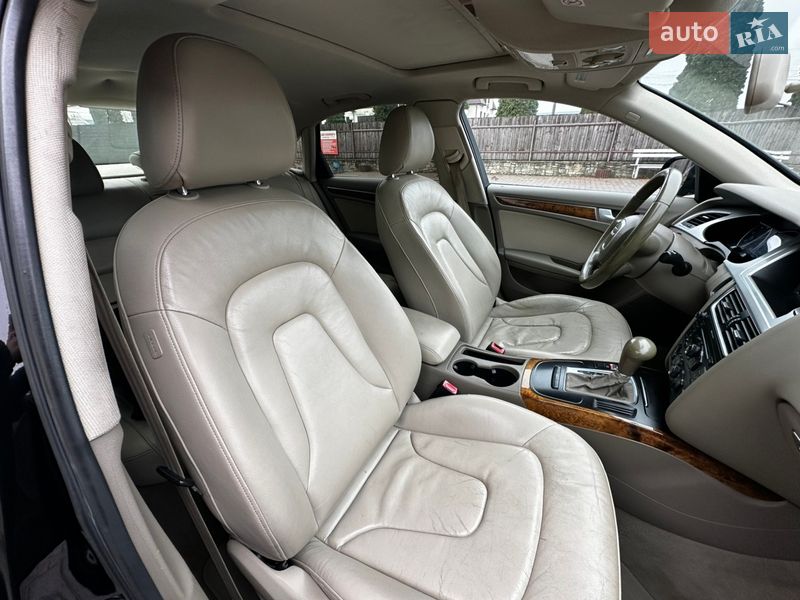 Седан Audi A4 2011 в Дунаївцях