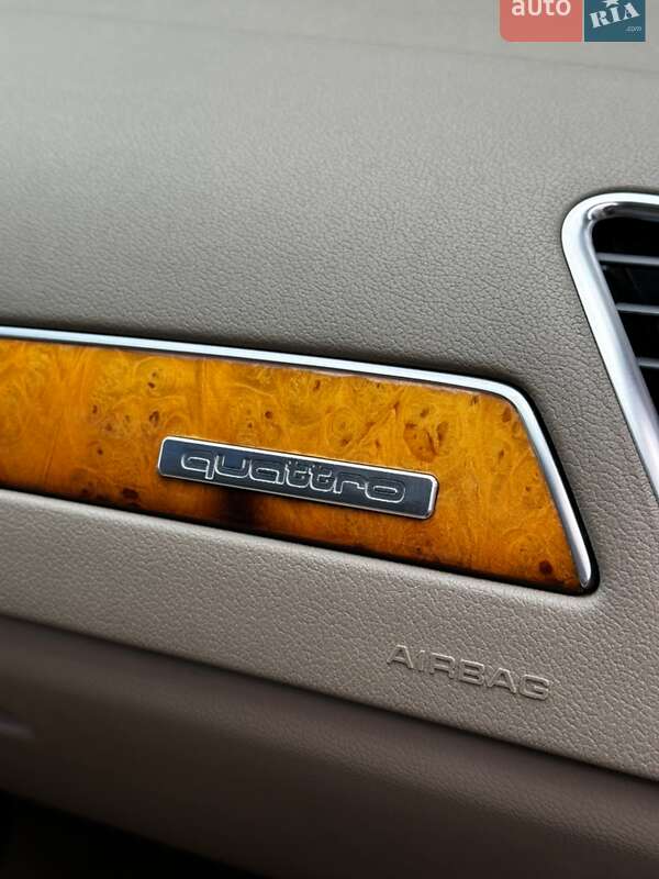 Седан Audi A4 2011 в Дунаївцях