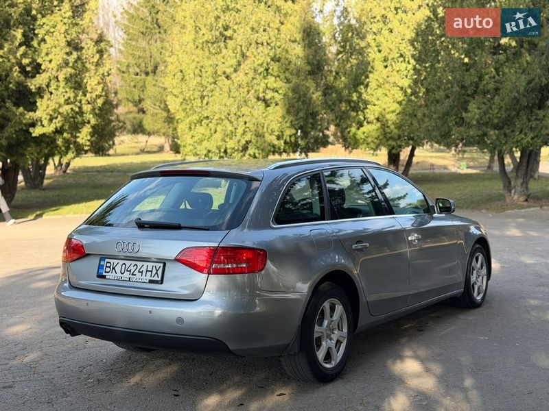 Універсал Audi A4 2010 в Рівному
