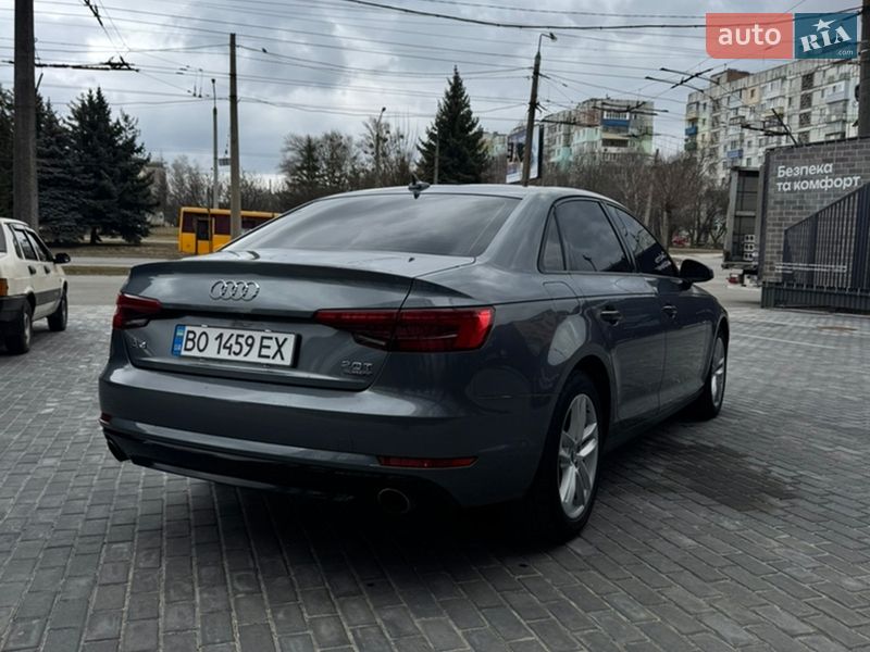 Седан Audi A4 2016 в Полтаві