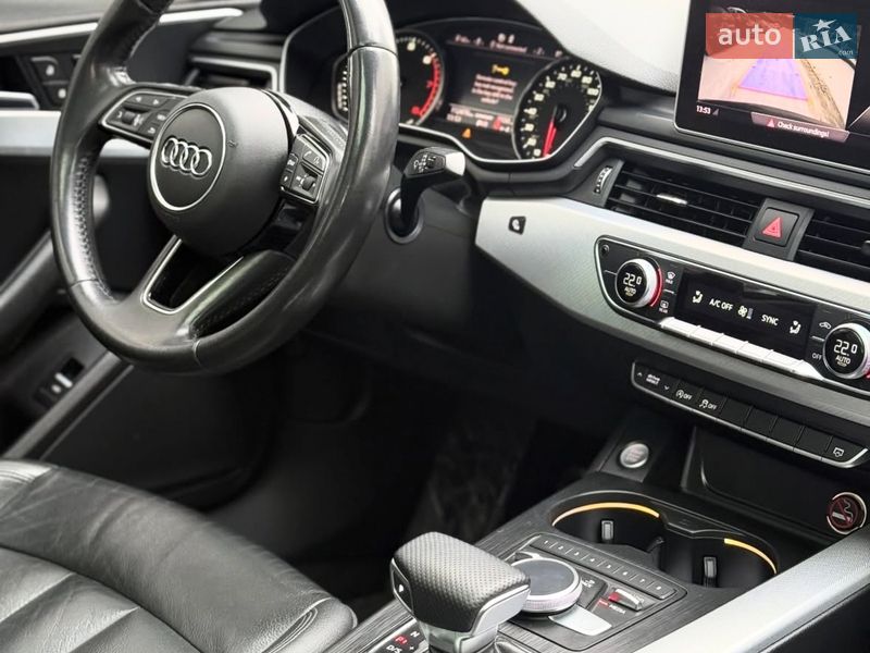Седан Audi A4 2016 в Полтаві