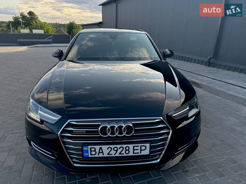 Седан Audi A4 2016 в Кропивницком
