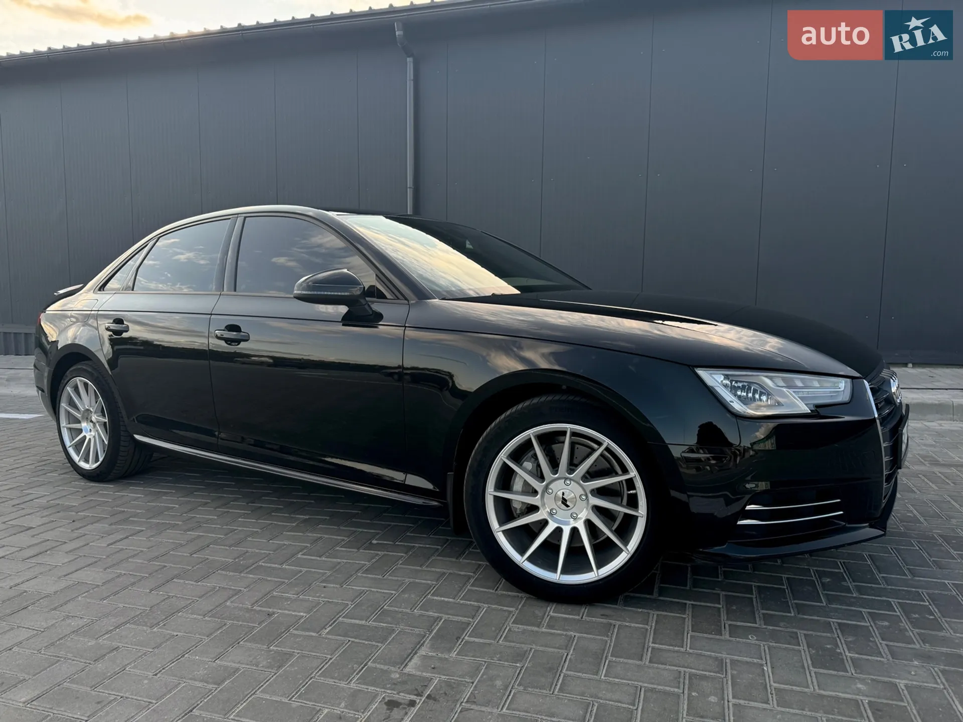 2016 Audi A4 - мініатюра 13