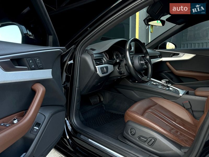Седан Audi A4 2016 в Кропивницком