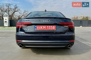 Седан Audi A4 2017 в Киеве