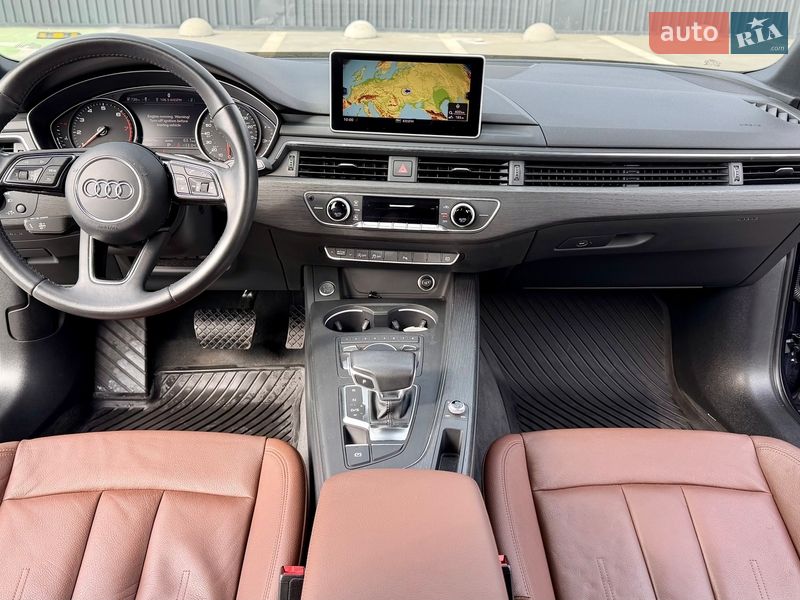 Седан Audi A4 2017 в Киеве