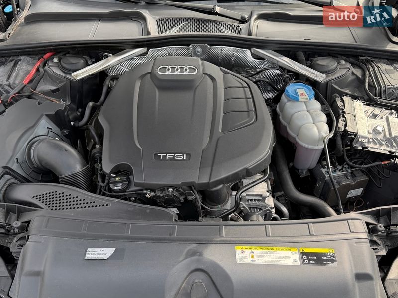 Седан Audi A4 2017 в Киеве
