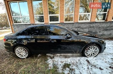 Седан Audi A4 2018 в Киеве