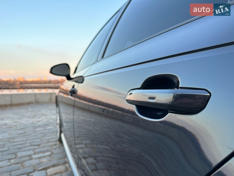 Седан Audi A4 2018 в Киеве