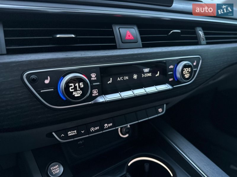 Седан Audi A4 2018 в Киеве