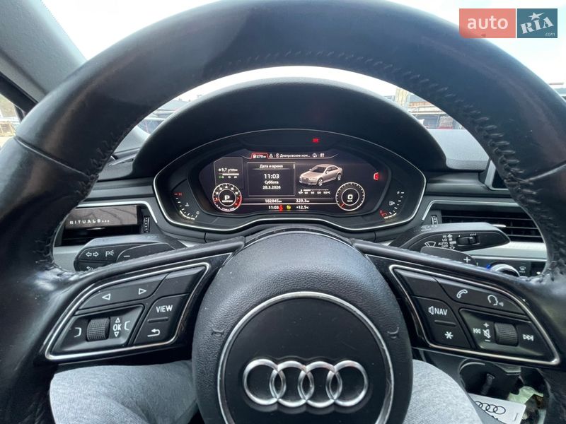 Седан Audi A4 2016 в Чернігові