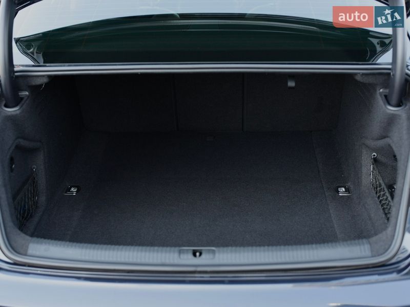 Седан Audi A4 2017 в Львове фото 17 Седан Audi A4 2017 в Львове