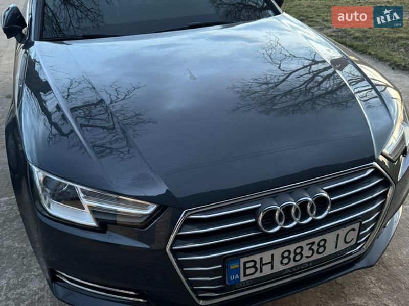 Седан Audi A4 2016 в Одессе