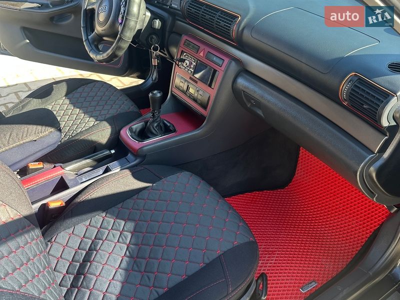 Седан Audi A4 1999 в Бориславе