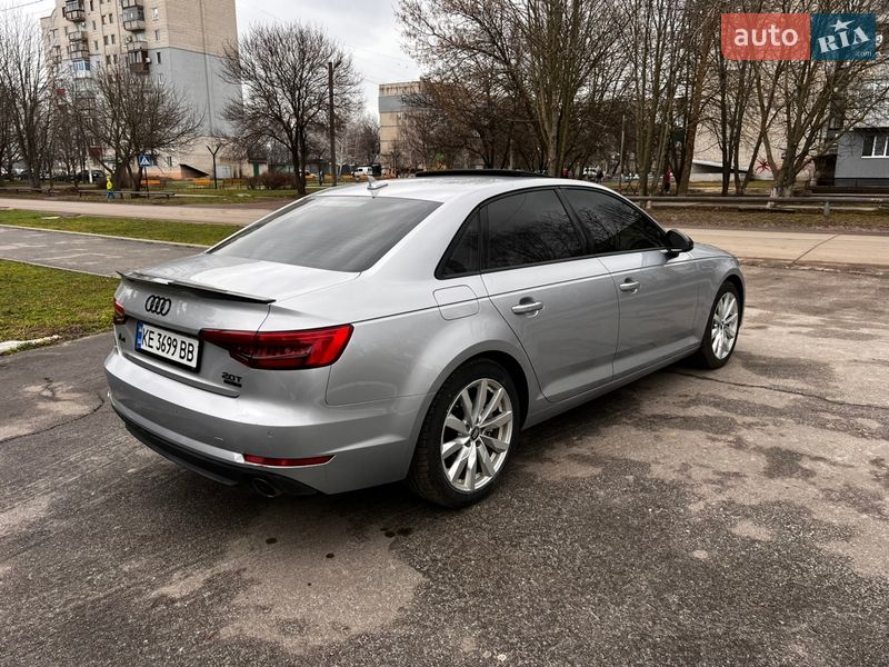 Седан Audi A4 2015 в Краснограде