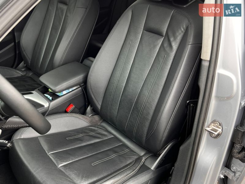 Седан Audi A4 2015 в Краснограде