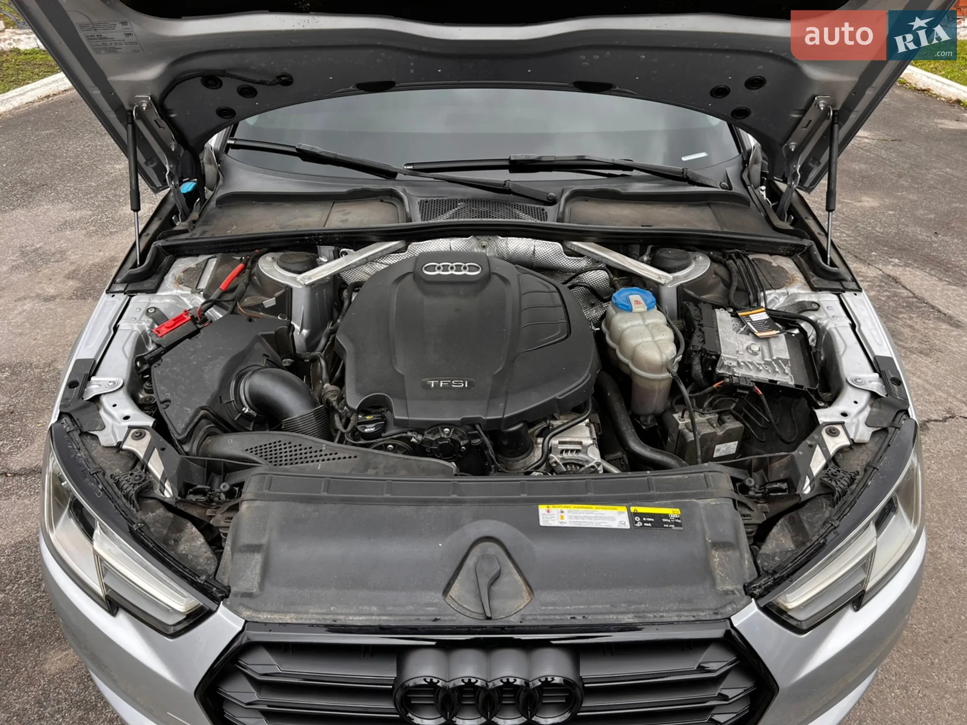 Audi A4 2015 VIN WAUANAF44HN002299 фото оголошення 14 з 18