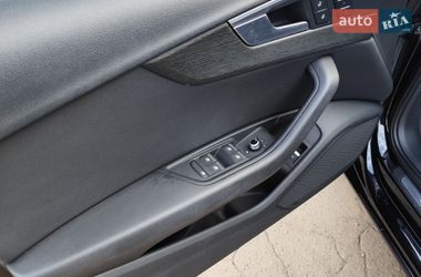 Седан Audi A4 2017 в Чернигове