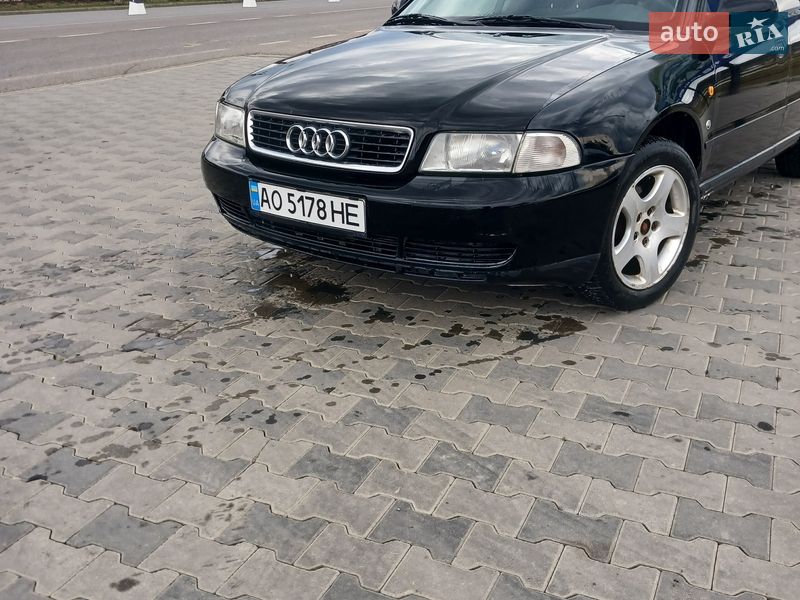Седан Audi A4 1996 в Сельцо фото 2 Седан Audi A4 1996 в Сельцо