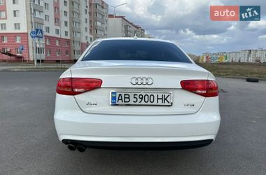Седан Audi A4 2015 в Виннице