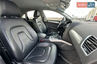 Седан Audi A4 2015 в Виннице