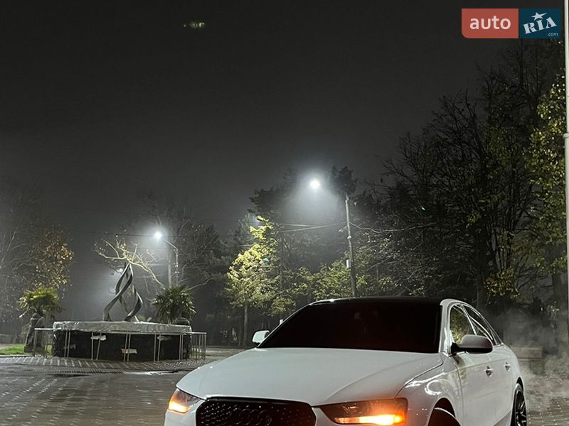 Седан Audi A4 2014 в Одессе