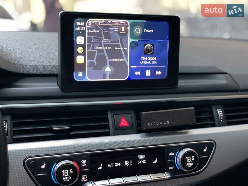 Седан Audi A4 2018 в Львові