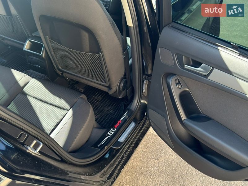 Седан Audi A4 2008 в Чернігові