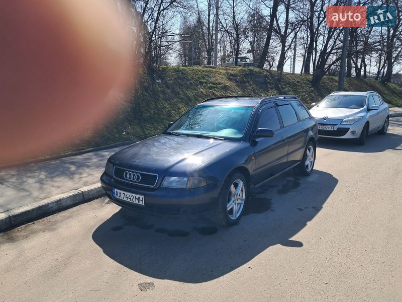 Универсал Audi A4 1998 в Харькове