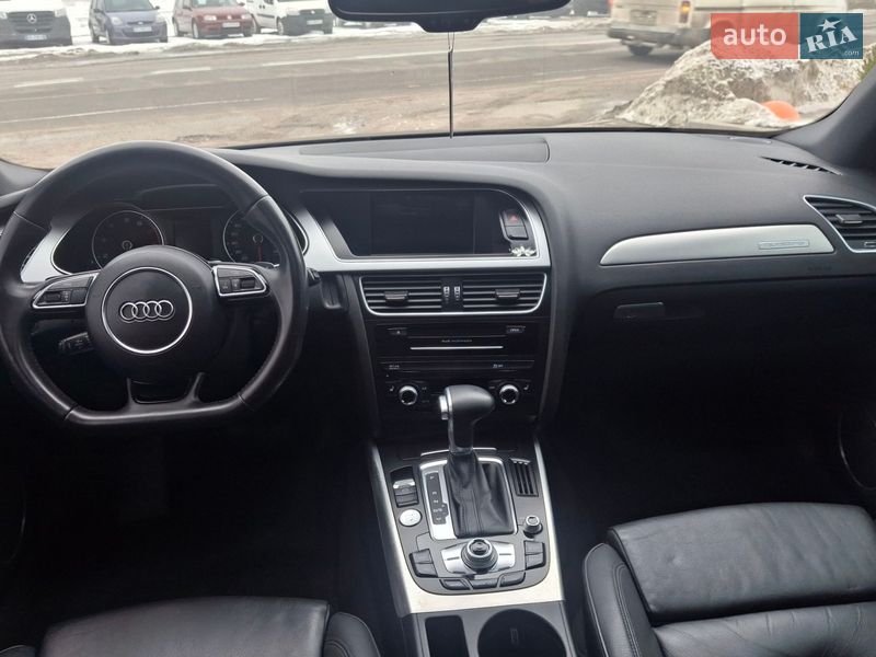 Седан Audi A4 2015 в Кам'янець-Подільському