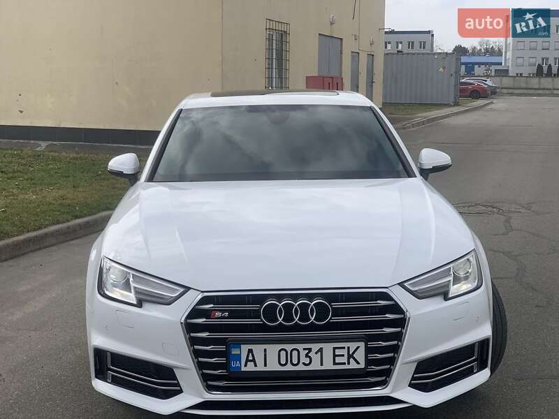 Седан Audi A4 2016 в Борисполі