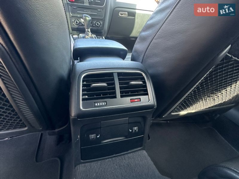 Универсал Audi A4 2010 в Луцке