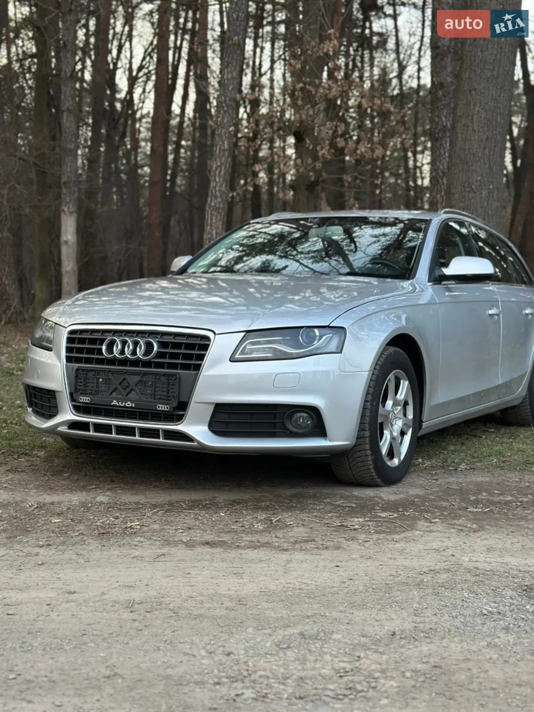 2010 Audi A4 - мініатюра 2