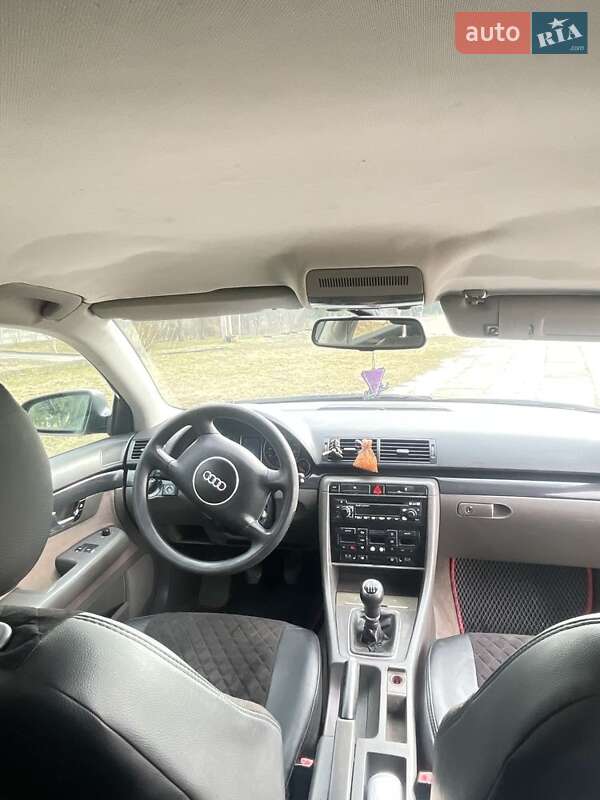 Седан Audi A4 2002 в Дубні фото 18 Седан Audi A4 2002 в Дубні
