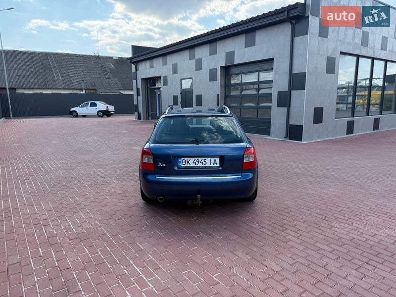 Универсал Audi A4 2004 в Сарнах