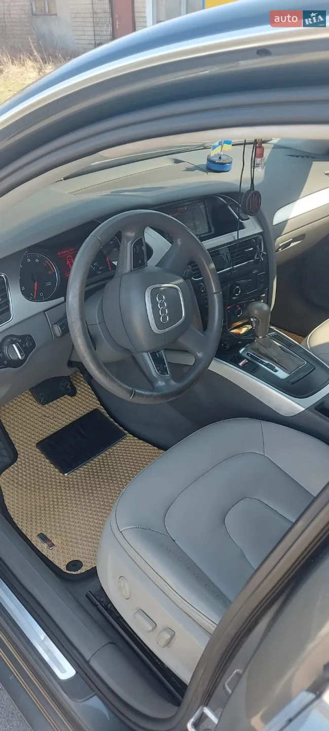 2012 Audi A4 - мініатюра 2