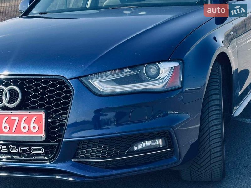 Седан Audi A4 2015 в Рівному
