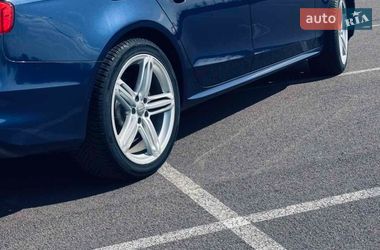 Седан Audi A4 2015 в Рівному
