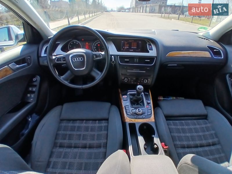 Универсал Audi A4 2009 в Луцке
