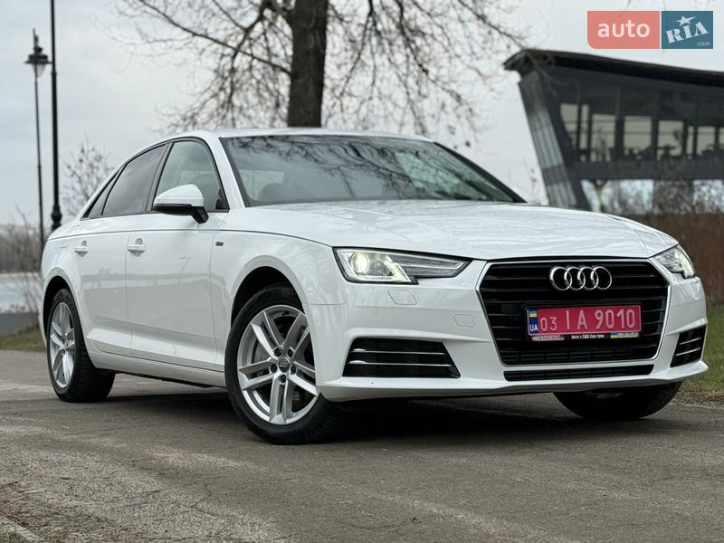 Седан Audi A4 2017 в Киеве