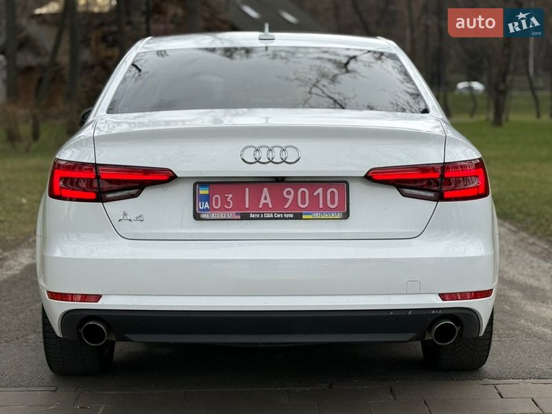 Седан Audi A4 2017 в Киеве