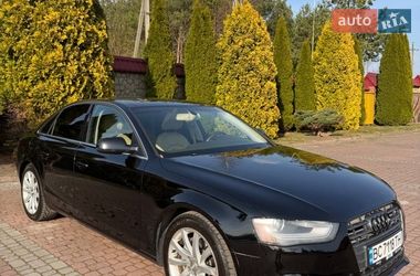 Седан Audi A4 2012 в Львове