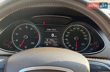 Седан Audi A4 2012 в Львове